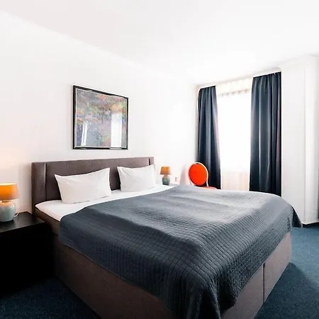 Berliner Baer Hotel *