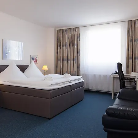 Berliner Baer Hotel 3*